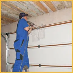 Community Garage Door Repair Service Manassas, VA 571-388-3066 - side-garage-door-repair-10-48m